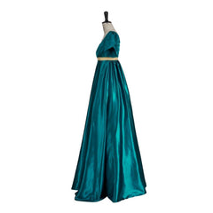 Astricos Traditional Empire Gown - Bridgerton Cosplay Costume in Luxurious Emerald Silk - Astricos